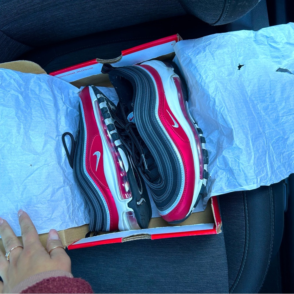 Nike Air Max 97 SE (Size 4.5y)